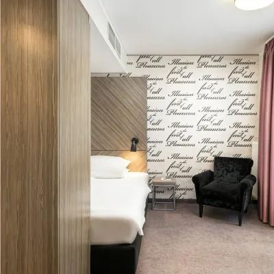 elaya hotel vienna city west, Trademark Collection by Wyndham Hotels near 06.مارياهلف