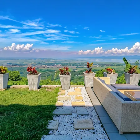 Caliraya Heights Resort & Events Place
