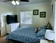 Shell Shack - St. Augustine Beachside Resort Condo - Wifi