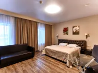 Tayozhnyij Mini-Hotel โรงแรมใกล้สถานีสตรอกิโน