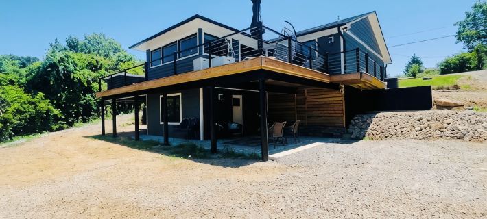 Stunning Brand New 4BR Lakeview Home with 8 person HotTub Hotels in Baxter County