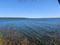 Brickyard Lakeside Retreat - Wi-Fi