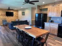 Lakefront 2bdr/2bath Villa on Table Rock Lake Short commute to Branson & SDC - วิลล่า
