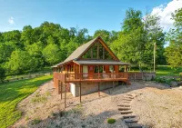 Cozy Creekside Cabin - Sleeps 6 - Perfect for campfires & making memories - Alphydda