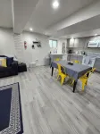 Spacious & Modern Guest Apartment with Private Entrance