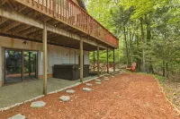The Redwood Soiree, Hot tub, fast Wi-Fi, gym, arcade room and more - Wifi