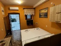 Puerta Apartments Hotels in Kotor