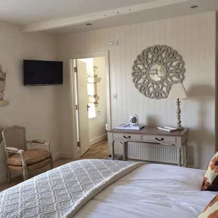 King William Inn Отели рядом с достопримечательностью «Свадебный комплекс Priston Mill»