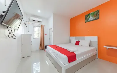RedDoorz Syariah @ JK Residence Pahlawan Buntok Hotels in 