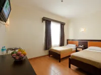 Derawan Indah Hotel Hotele w: Bugis