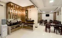 Hotel Holie - 2 Sao