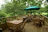 Calf's Head Hotel - parking