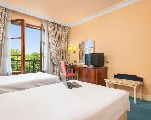 Hospedium Hotel Sky Blu Sondika Ξενοδοχεία στην πόλη Biscay