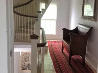 2 Bedroom Private Apt. in 1825 Whaler's Home on Duck Creek Hotels in Wellfleet