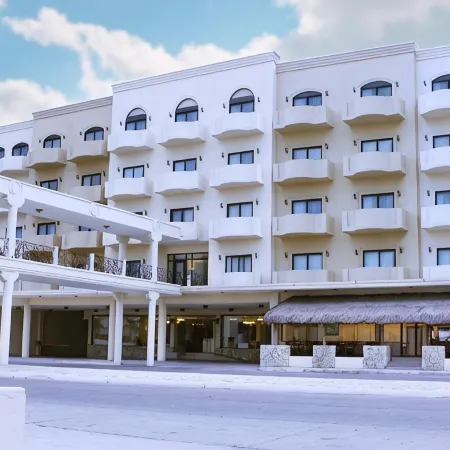 Hotel Arenas del Mar Resort