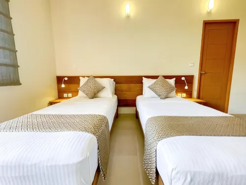 Suffix Retreat - Stay, Dive & Explore Fuvahmulah - parking