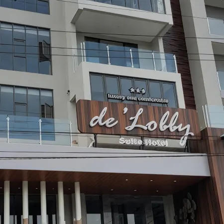De Lobby Suite Hotel