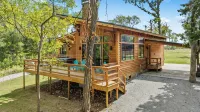Twin Retreat Cabin 1: Hot Tub, Fire Pit, Golf Shangri La, Boat Grand Lake