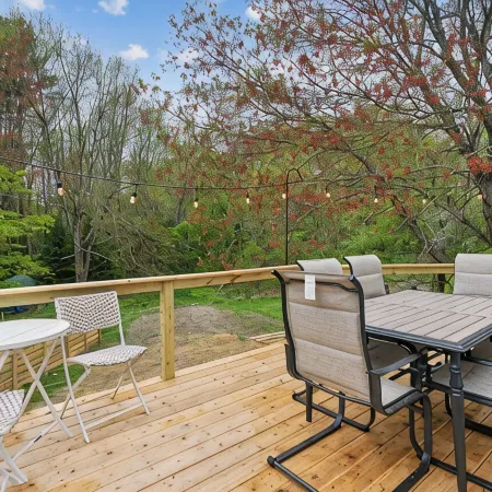 Walk to Dock Square, 1.2 Mi to Gooch's Beach, Hot Tub -- Pine Tree Place