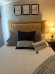 Lakefront Property Fish, Cook and EAT!Swim, Float, Relax - 3-Star