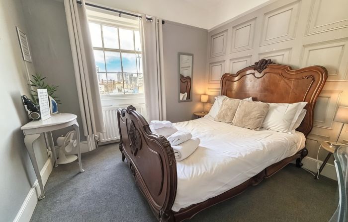 V Rooms Brunswick Square