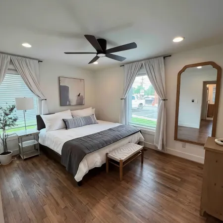 Adorable Newly remodeled Condo in Homewood AL