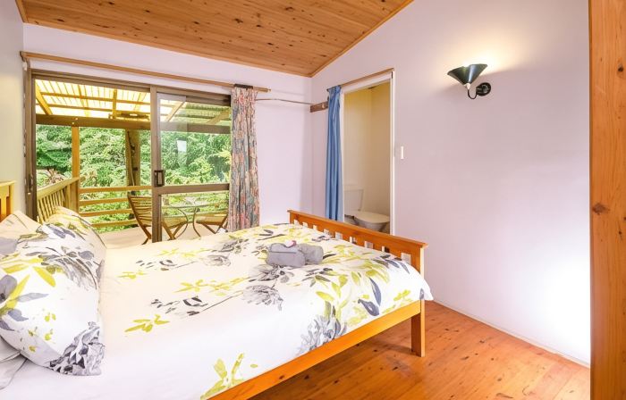 Epiphyte B & B