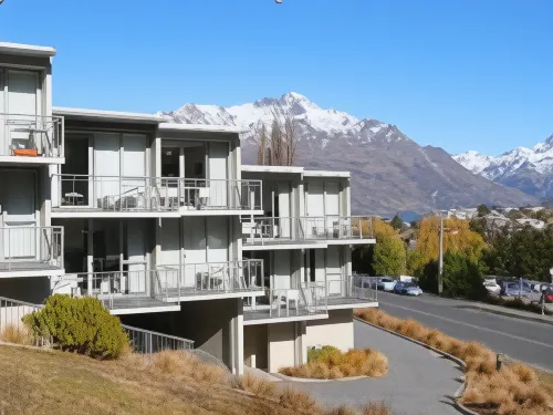 The Whistler Holiday Apartments - con vista montagne