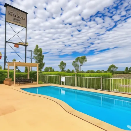 Country Roads Motor Inn