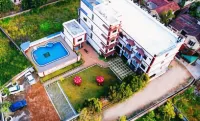 Hotel Aayes & Resort
