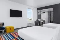 Aloft Oklahoma City Quail Springs, a Marriott Hotel - Pet friendly