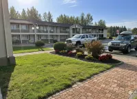 Park Inn by Radisson, Quesnel - Parking