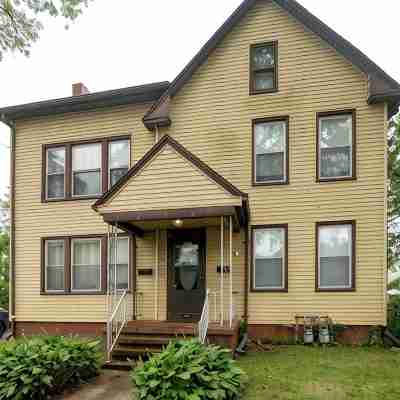 Nautical 3BR Sleeps 8 @ Tweed Airport W/ Fire Pit + Smart TVs Near Beach & Yale Hotel Exterior