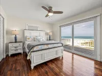 Beach's Edge, On the beach - 4-Star