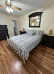 The Corner View: Cute, Clean and Cozy Home!