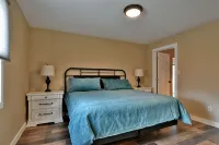 Hayward - 5 Bedroom, sleeps 10 - 4-Star