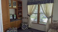 Park unit #3 for rent by Silver Lake NY - 2 Sao
