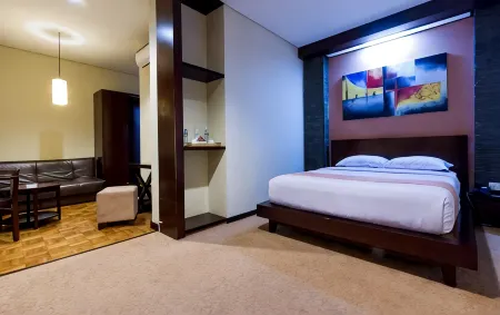 Royal Denai View Hotel