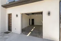 All New spacious cozy in-law suite 1BD minutes to highway 485 & 74 - Wifi
