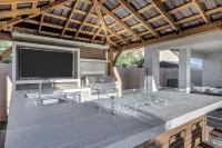 NEW! Luxe Vacation Getaway - heated pool and putting green - 4-Star