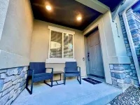 Riverside Retreat - Luxury Living Steps From the Pool, Boise River & Greenbelt - Boutique