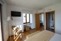 Old house restored in Douro, 5 km from Vila Real. Comfort and tranquility.