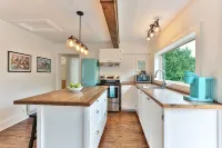Charming 2 bedroom rental unit in Knowlton village