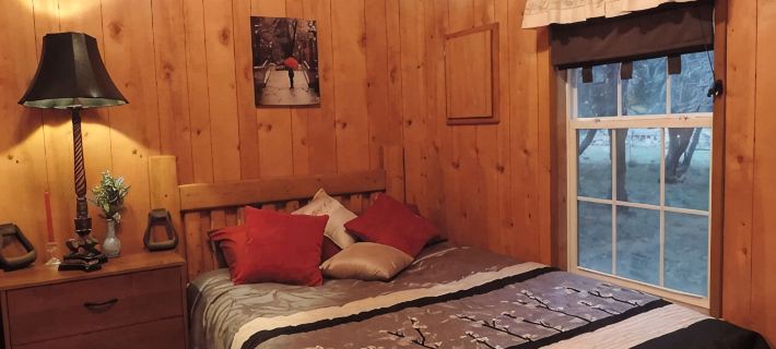 Hansel & Gretel Charming Cabin @ HomeAway Ranch & NoahSanctuary - Pet Friendly! Hotels in Kendall County