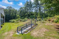 Lovely 1br Condo with indoor outdoor pool walkable to Perkins Cove and town!