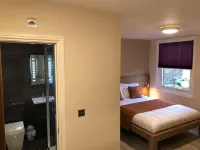 Eagle Hotel Luton Airport
