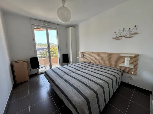 Magnificent T2 in the Heart of Cavalaire, 4 ' Walk from the Beaches of the Center - Apartments
