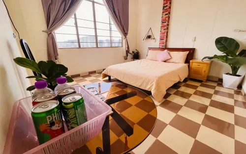 Nu Cuoi Xinh - Hostels