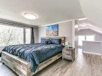 Spacious Valley Junction Retreat - balcony
