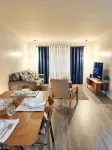 Beautiful and updated place to stay in a quiet neighborhood of Munster Indiana. - Wifi